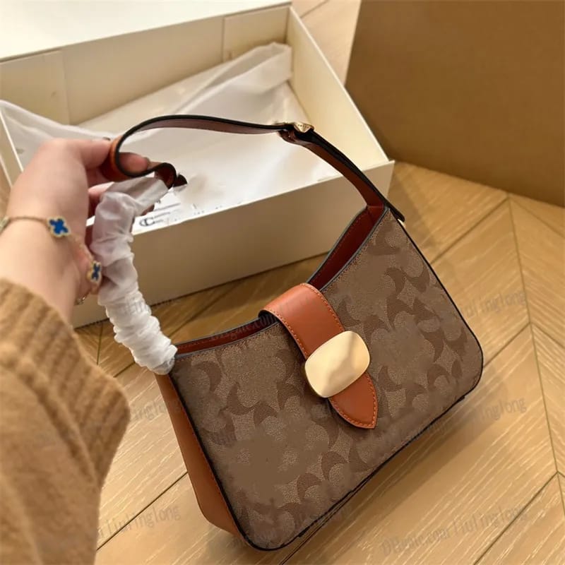 Women's handbag